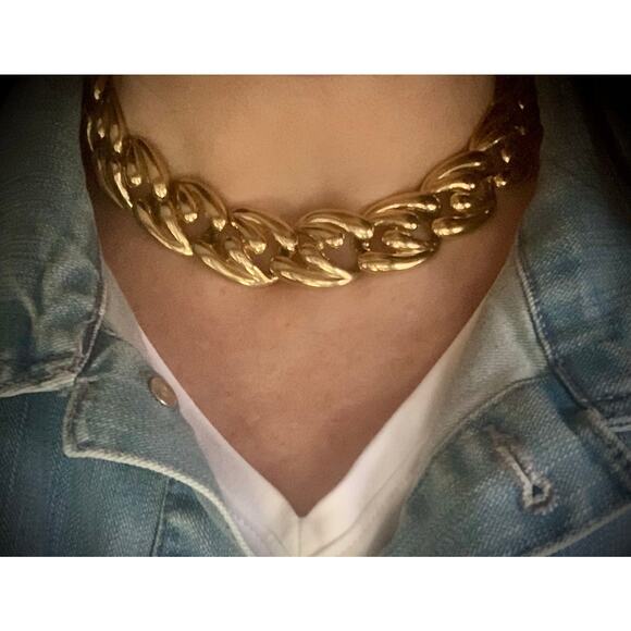 Chunky Gold Tone Set Necklace Earrings 1980s- 90s Vintage - Picture 2 of 7